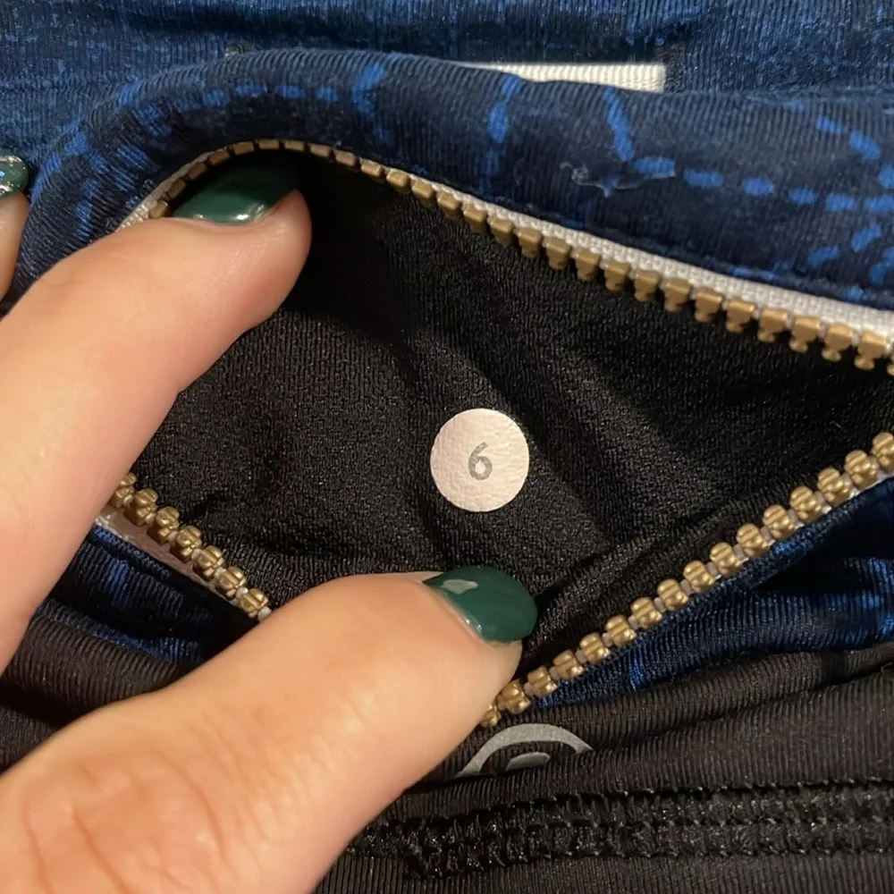 Lululemon 6 Run: Pace Tight Sashiko 25
